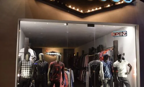 Showtime Clothing business photo