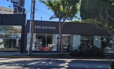 Soluzioni, business photo 1